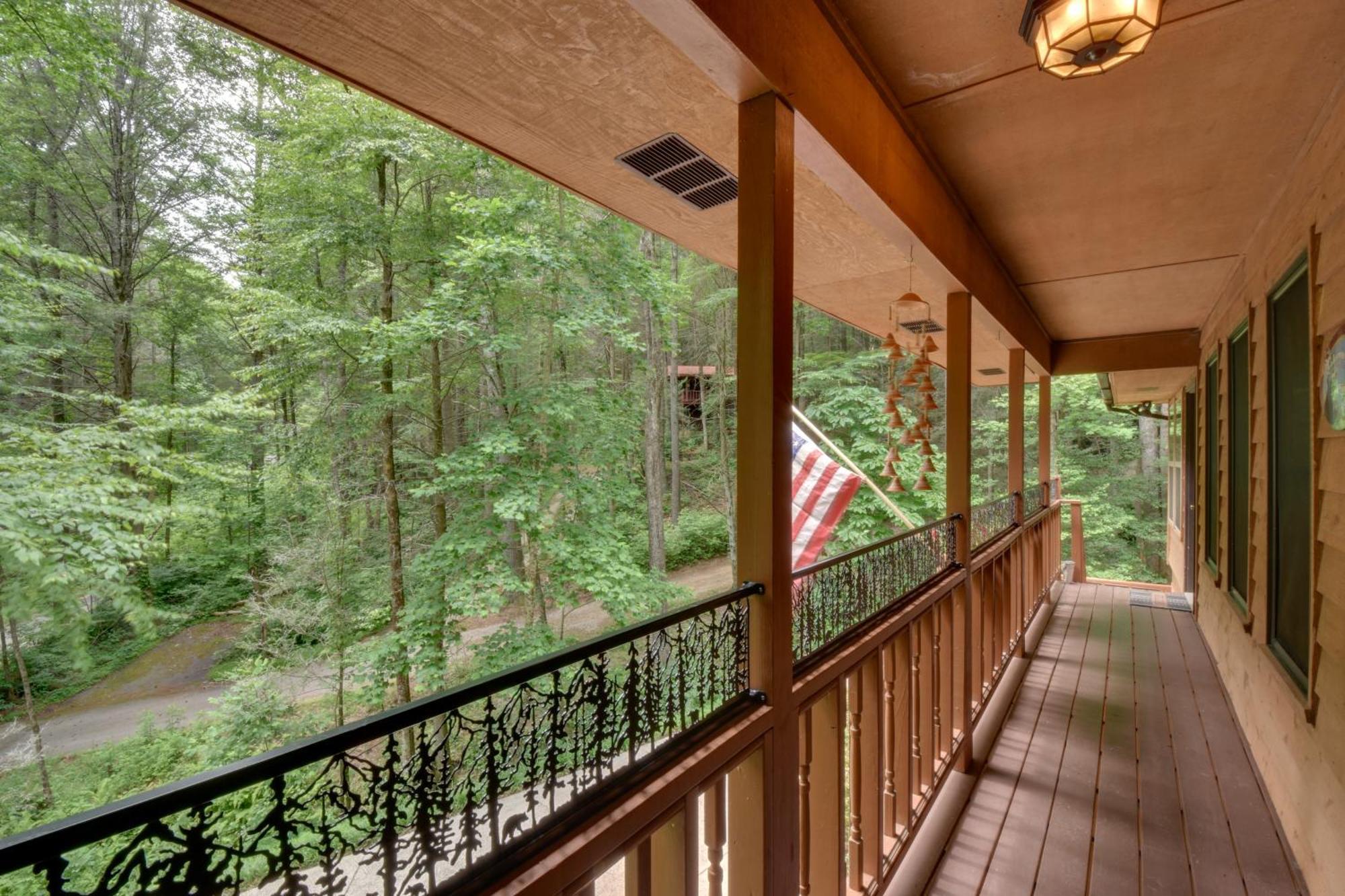Cozy Blairsville Cabin 2 Mi To Vogel State Park! Exterior photo