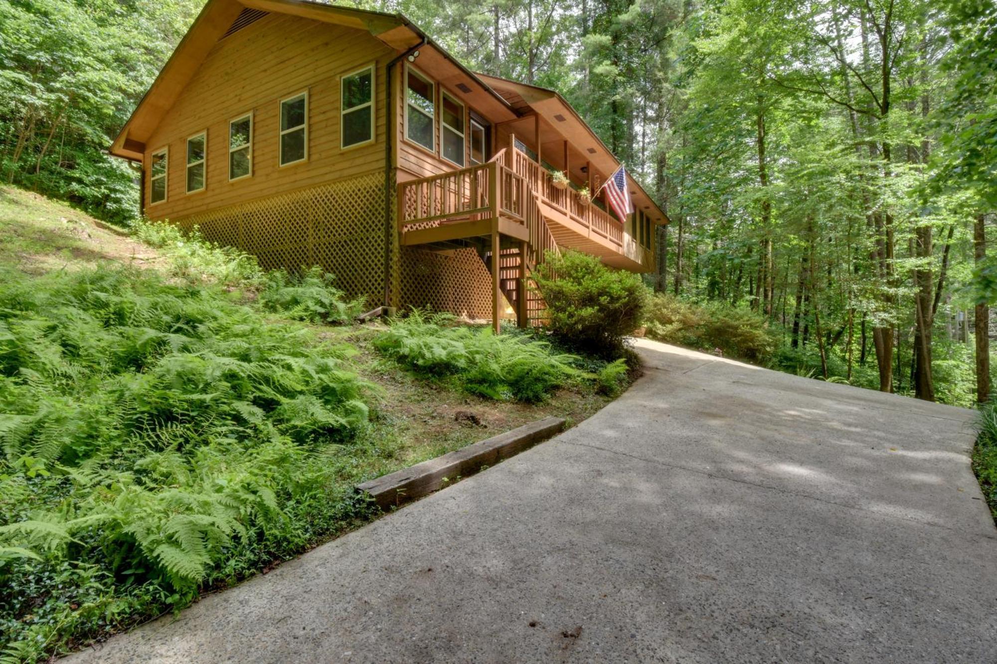 Cozy Blairsville Cabin 2 Mi To Vogel State Park! Exterior photo