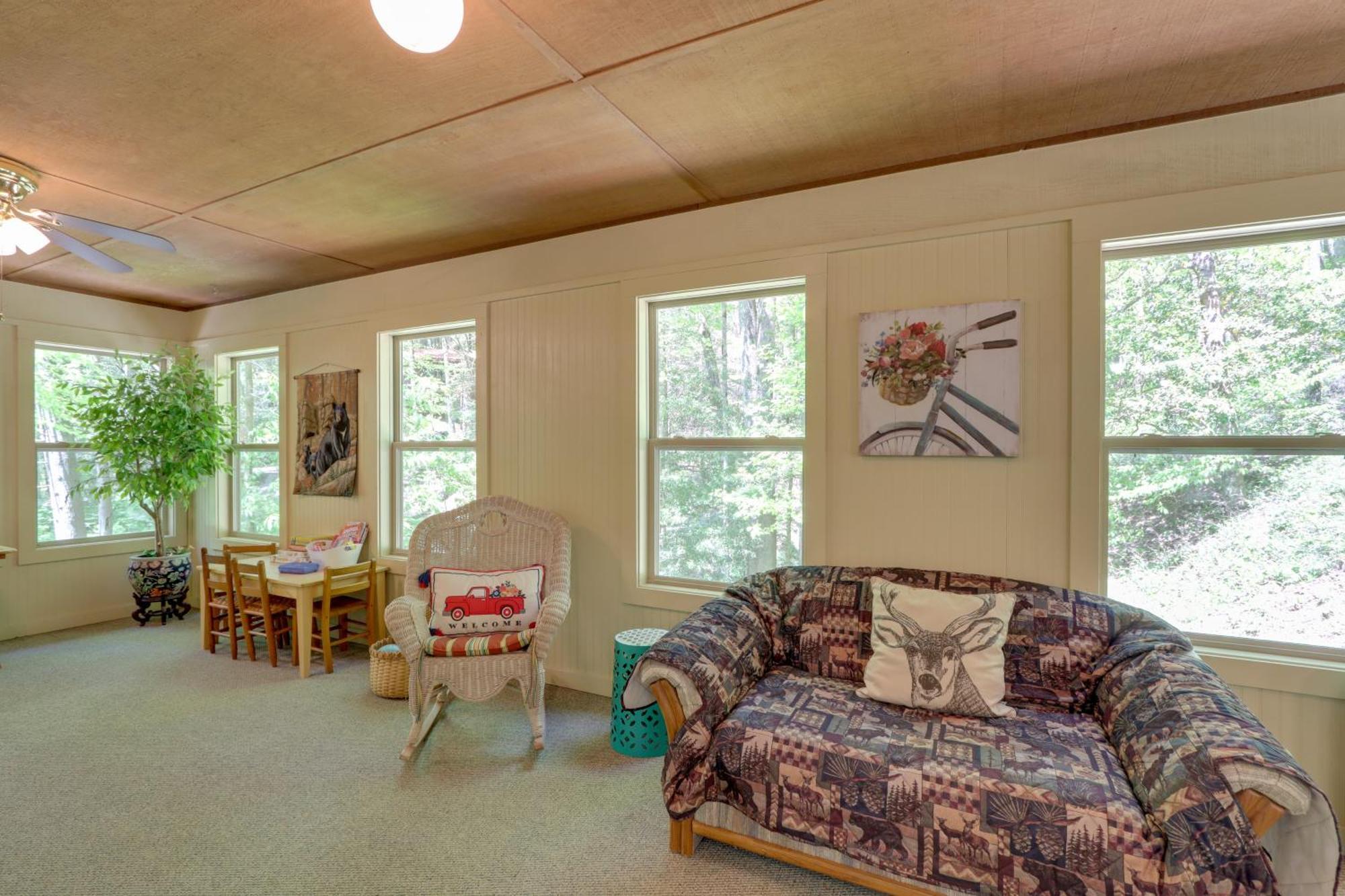 Cozy Blairsville Cabin 2 Mi To Vogel State Park! Exterior photo