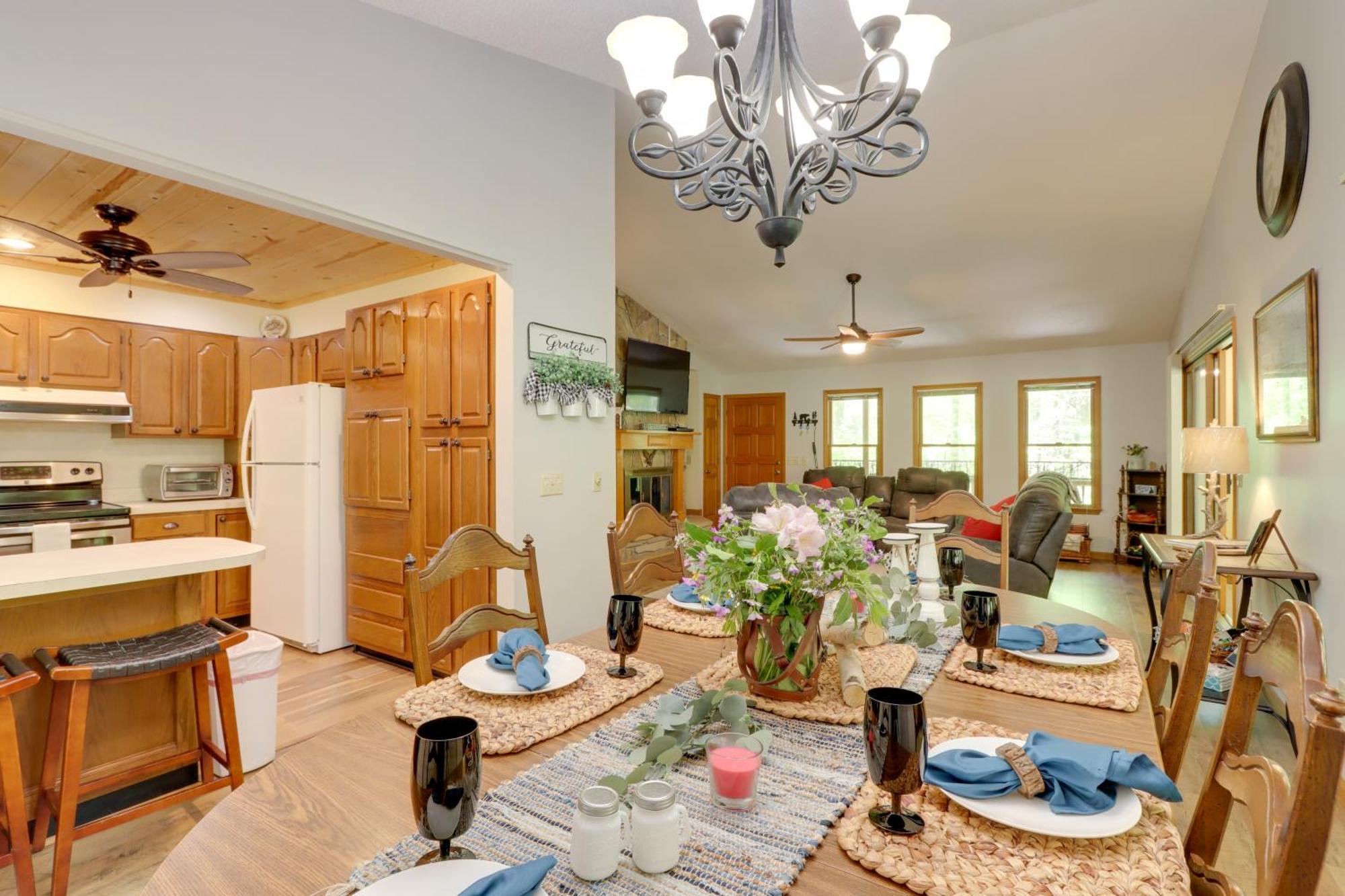 Cozy Blairsville Cabin 2 Mi To Vogel State Park! Exterior photo