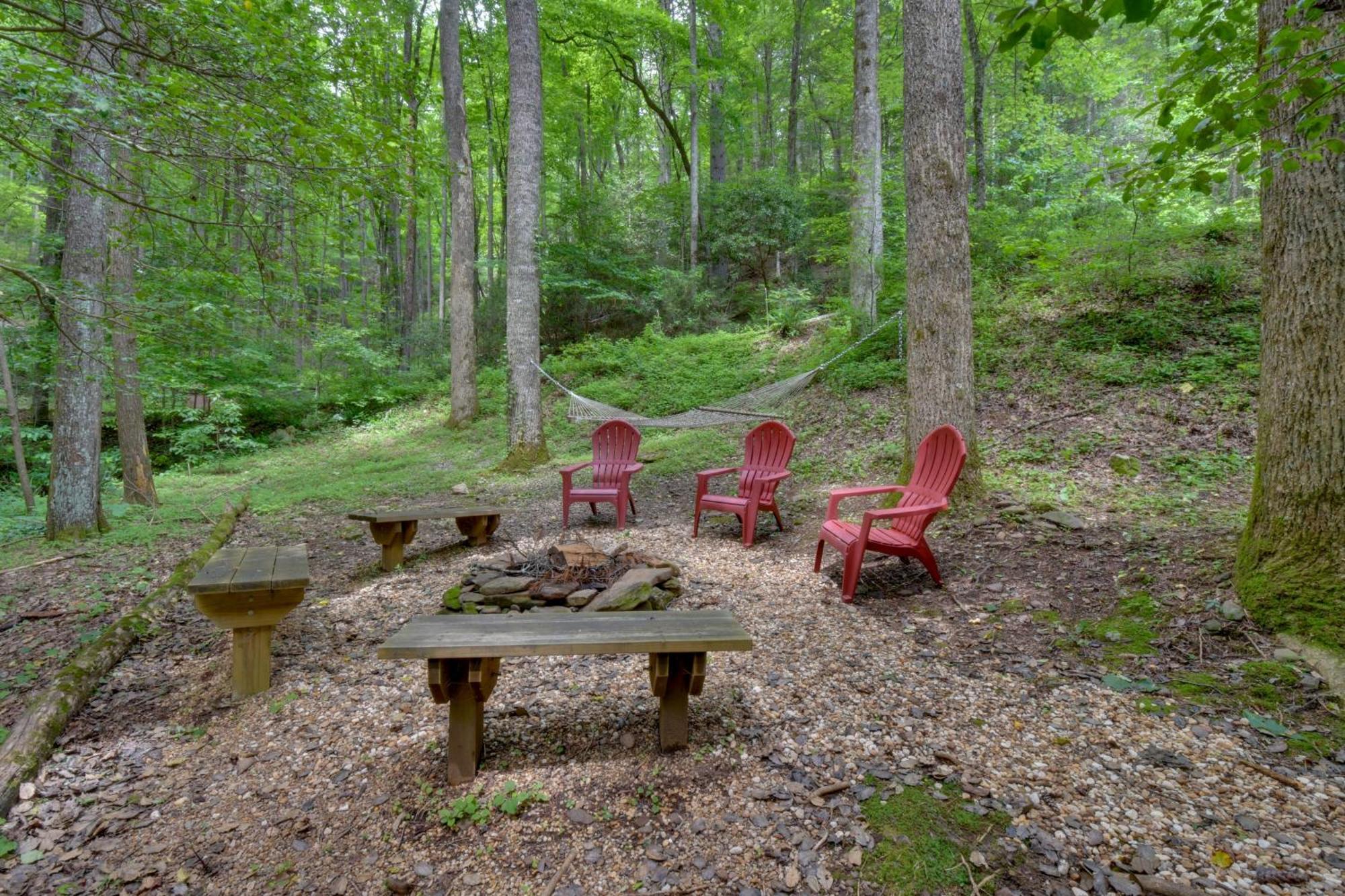 Cozy Blairsville Cabin 2 Mi To Vogel State Park! Exterior photo